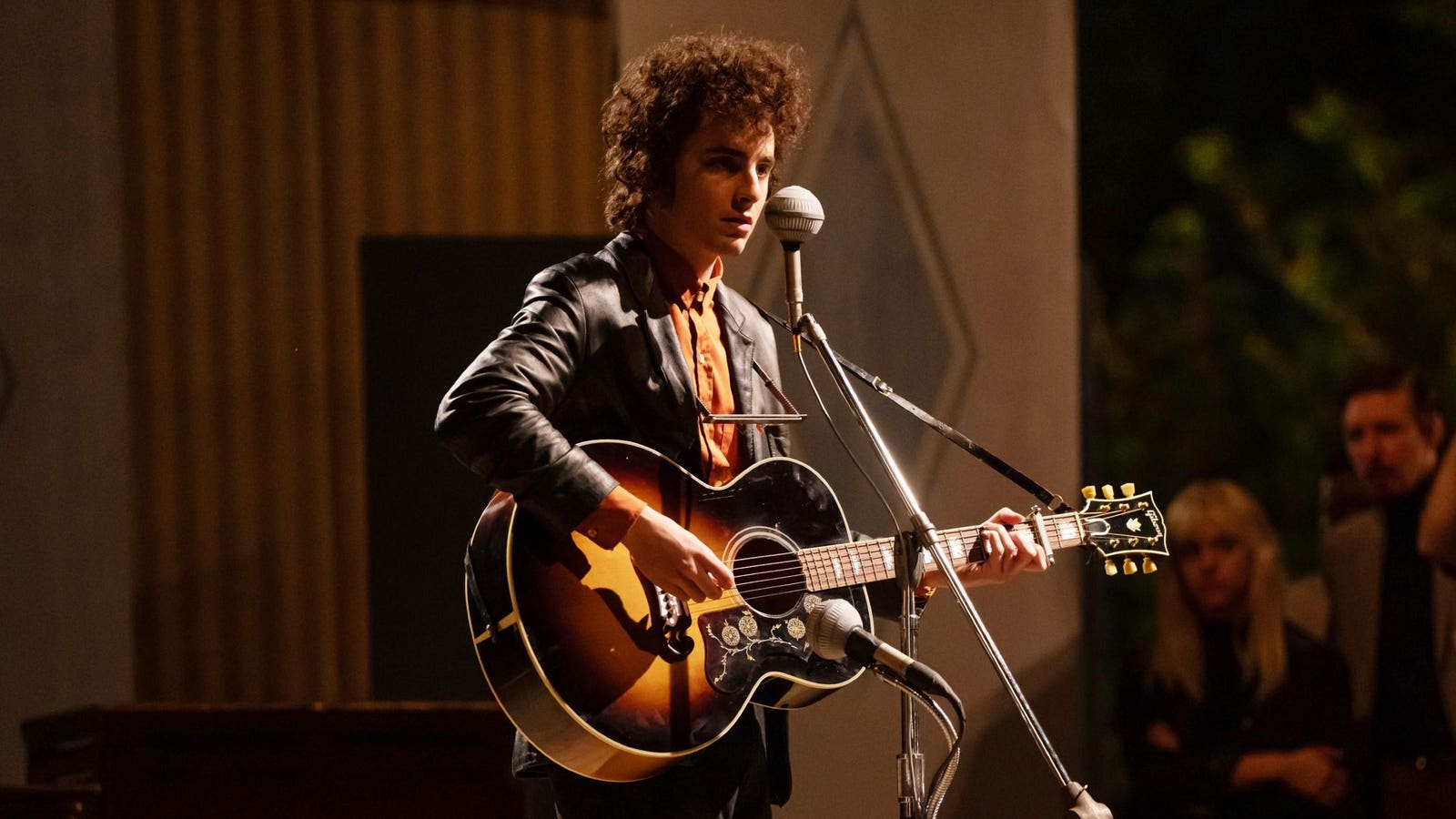 Are Critics In Tune With Bob Dylan Film?