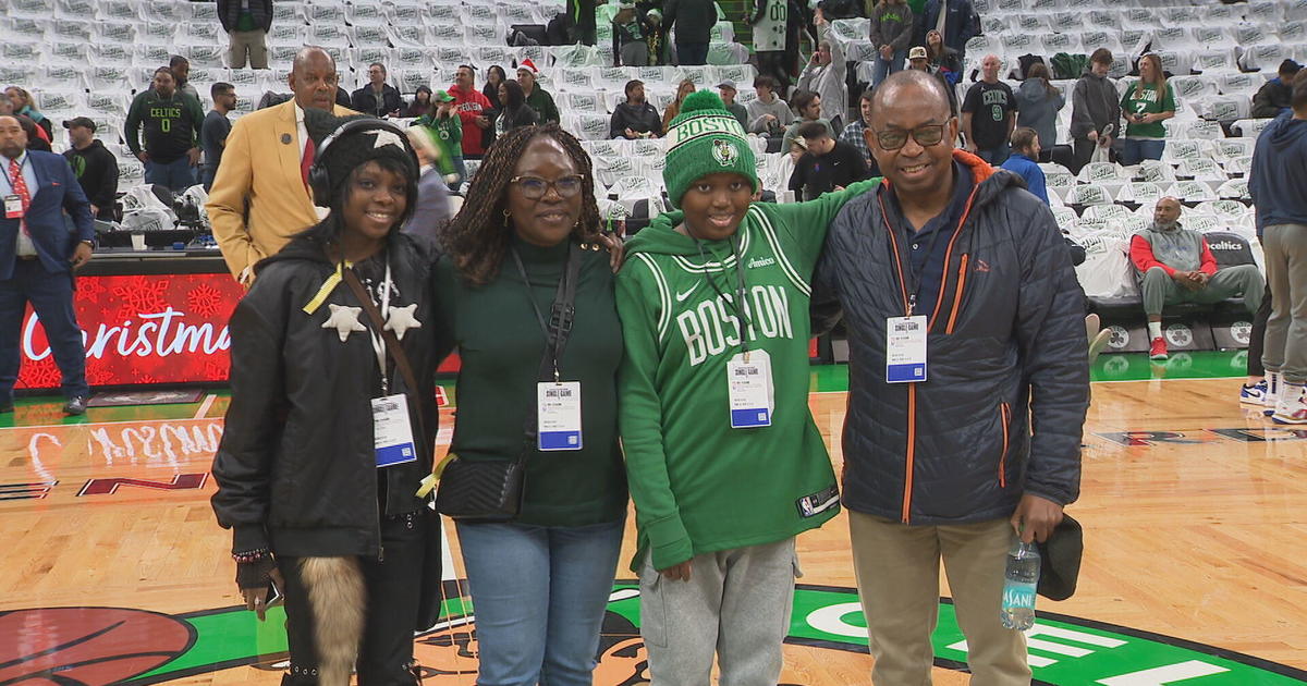 Boston Celtics and Make-a-Wish give teen with leukemia the VIP treatment at game