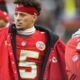 Chiefs QB Patrick Mahomes has high-ankle sprain, status for Houston remains unclear, AP source says