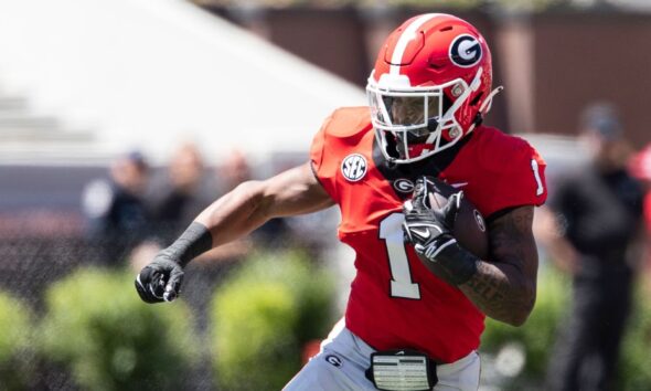 Georgia RB Etienne returns; Texas OL Banks out for title game