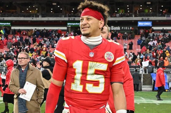 How long is Chiefs QB out?