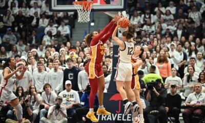 No. 7 USC Women’s Basketball Digs Deep For 72-70 Win At No. 4 UConn