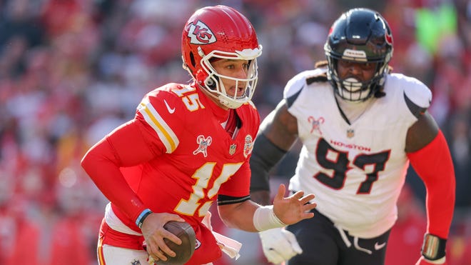 Patrick Mahomes' injury recovery proves Chiefs QB is not of this world