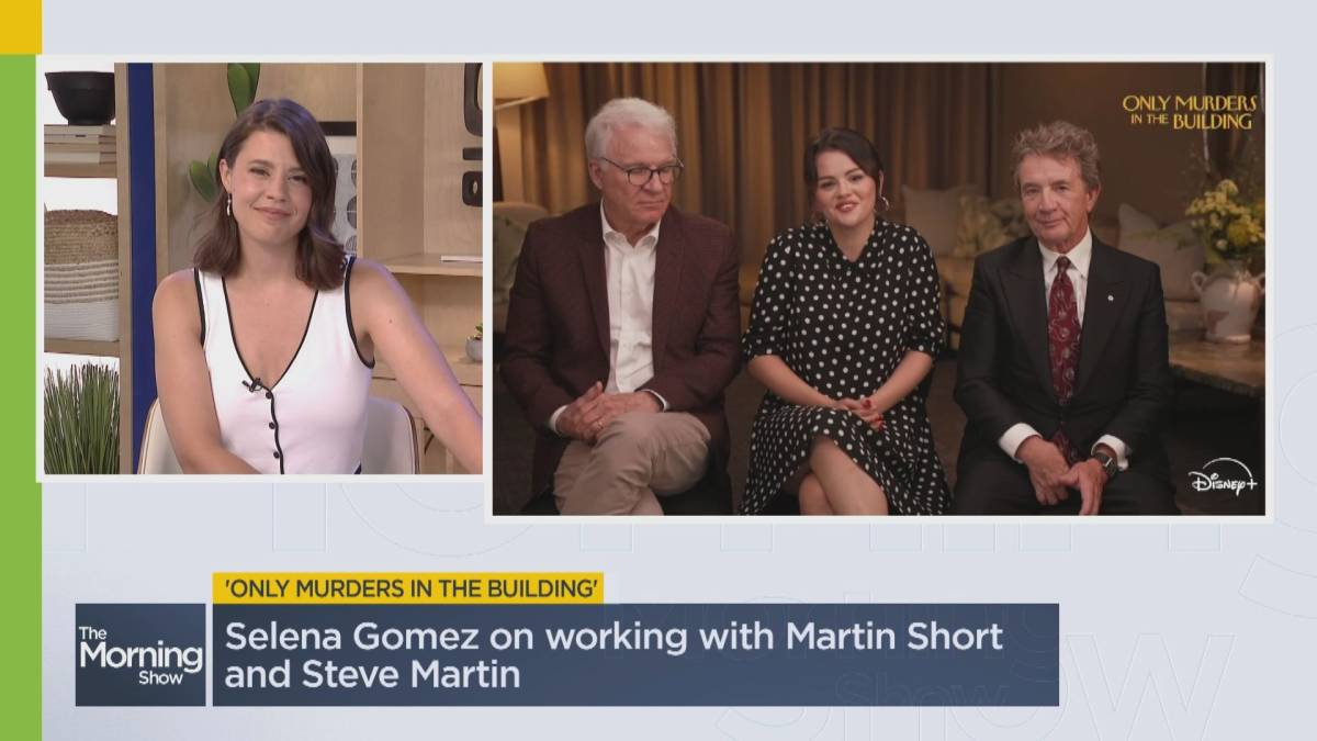 Click to play video: 'How Steve Martin, Selena Gomez and Martin Short bond on set'