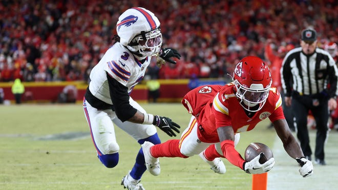 Chiefs' WR Xavier Worthy makes Bills pay in AFC Championship Game