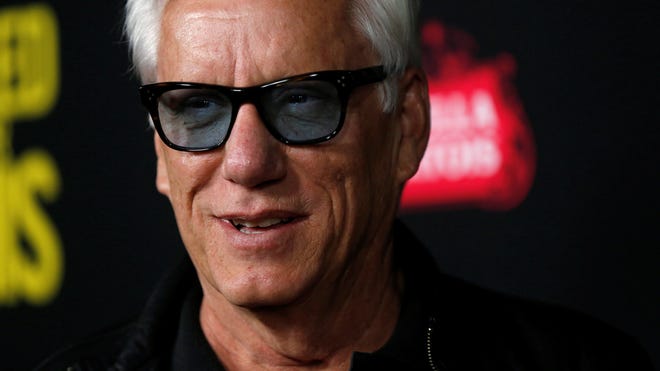 James Woods on Palisades fire, tearfully recalls evacuating