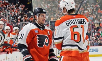 LNH : les Flyers accueillent Cutter Gauthier et les Ducks en les humiliant, 6 à 0