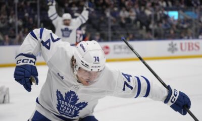 McMann scores twice as Maple Leafs beat Islanders