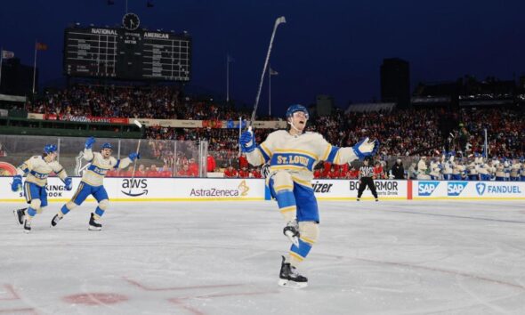 NHL Winter Classic 2025: Blues' defense provides offense in rout of Blackhawks at Wrigley Field