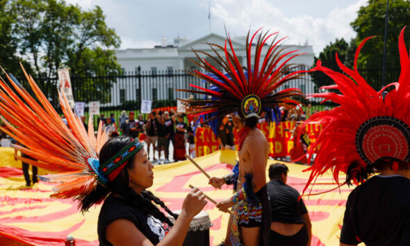 Native activist Leonard Peltier to serve remainder of sentence at home after Biden order • Minnesota Reformer