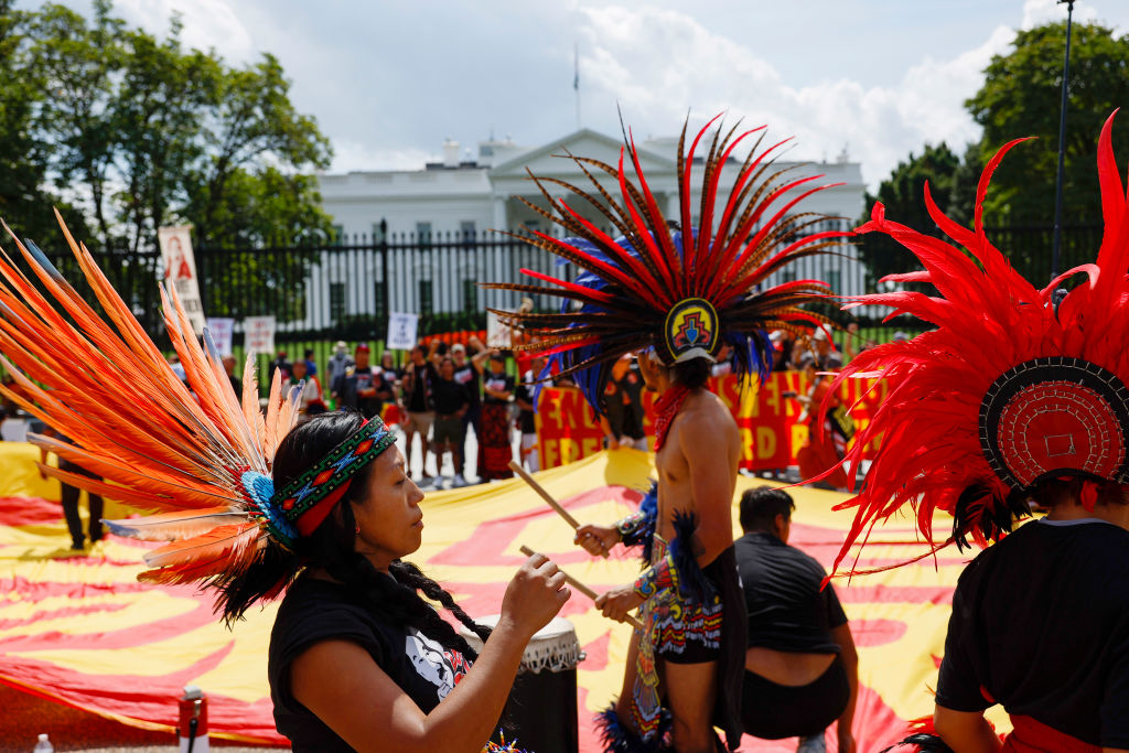 Native activist Leonard Peltier to serve remainder of sentence at home after Biden order • Minnesota Reformer