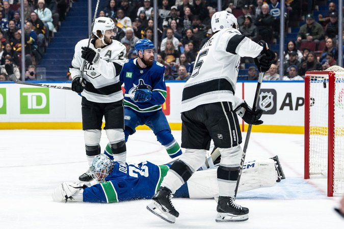 ‘We’re sick of it’: Vancouver Canucks searching for answers amid slump