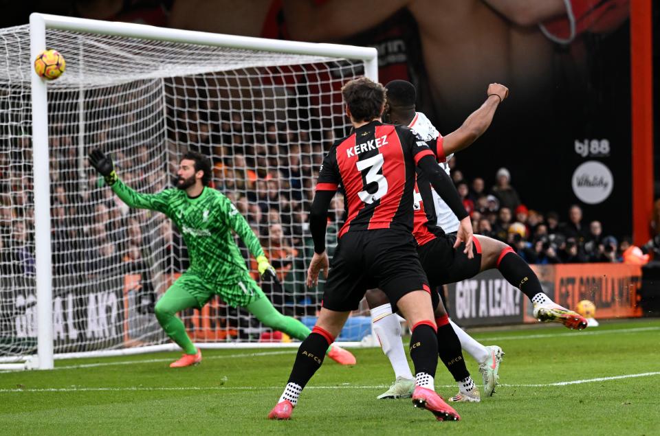 Antoine Semenyo hits the post (Liverpool FC via Getty Images)